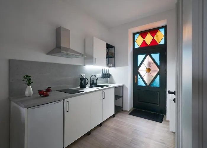 Za Stromem Guest house