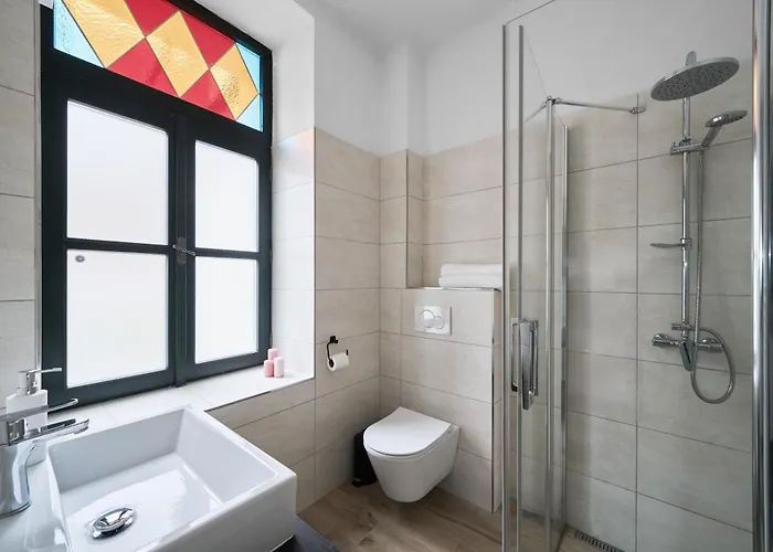 Za Stromem